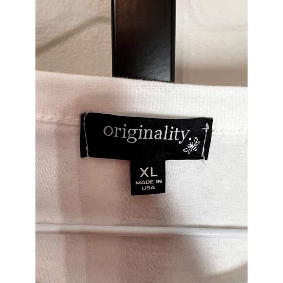 Originality White Graphic Bow Print Short Sleeve Crewneck Crop Top Size XL NWT - Picture 3 of 9